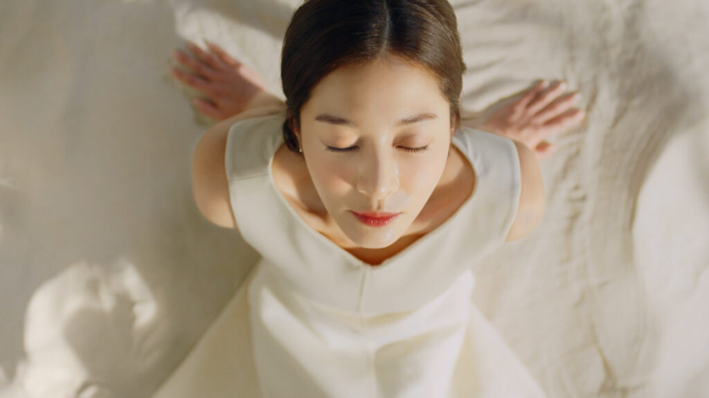 전속모델로 발탁된 배우 설인아 01